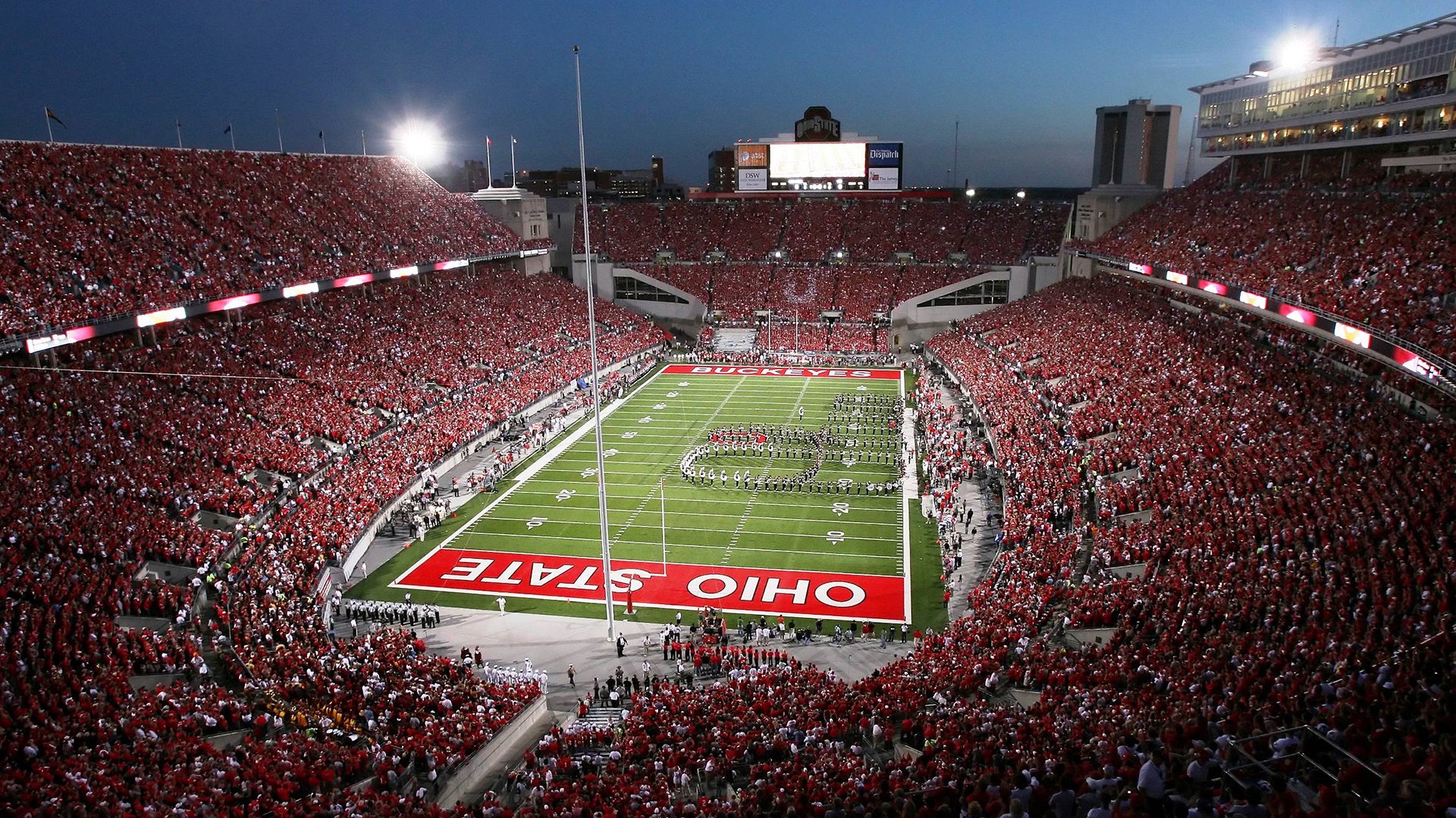 当玻利维亚遇上荷兰，萨拉赫的连续得分如何拉开足球世界的差距